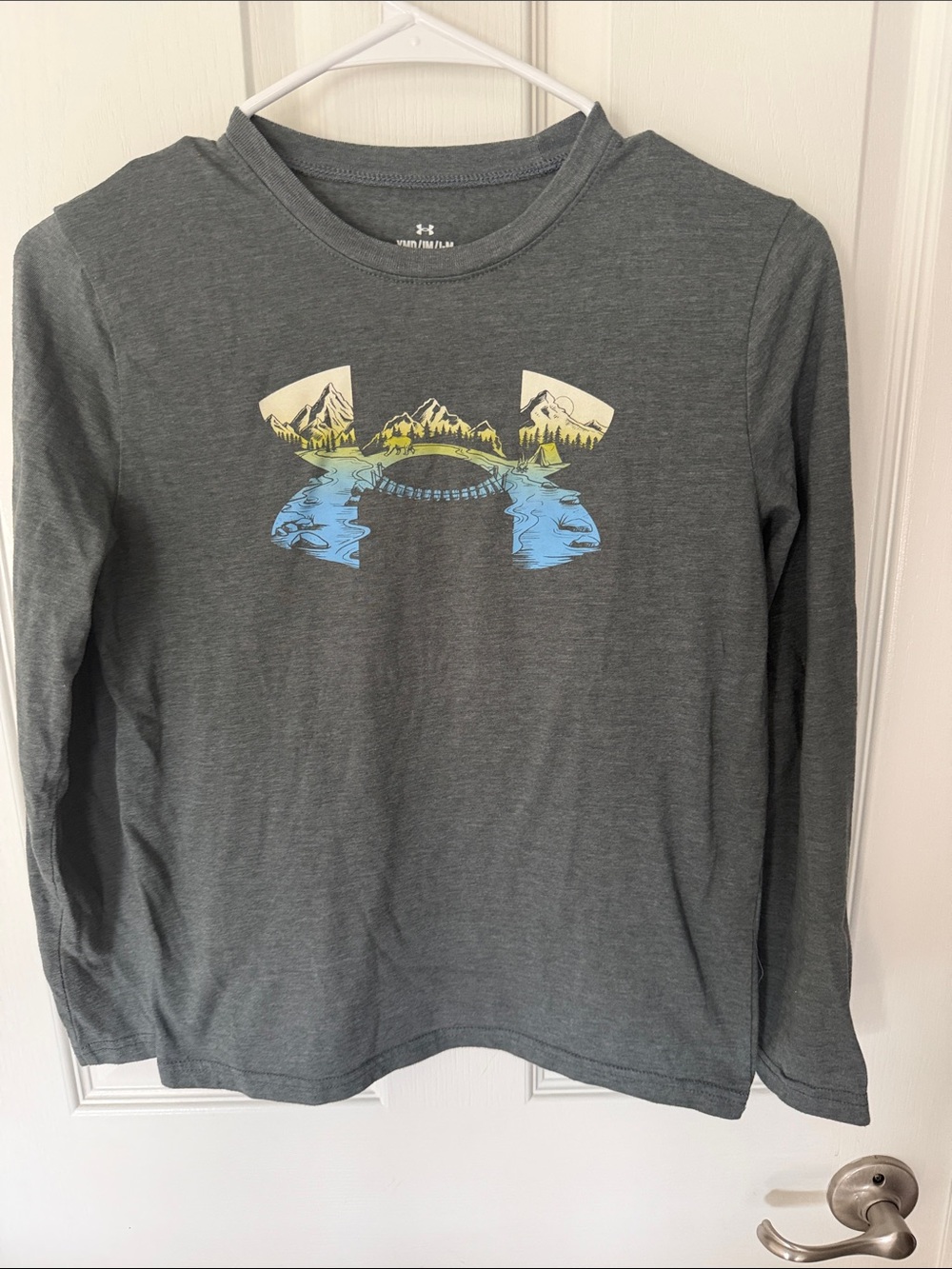Under Armour Boy’s Long-Sleeve Graphic Shirt - Charcoal